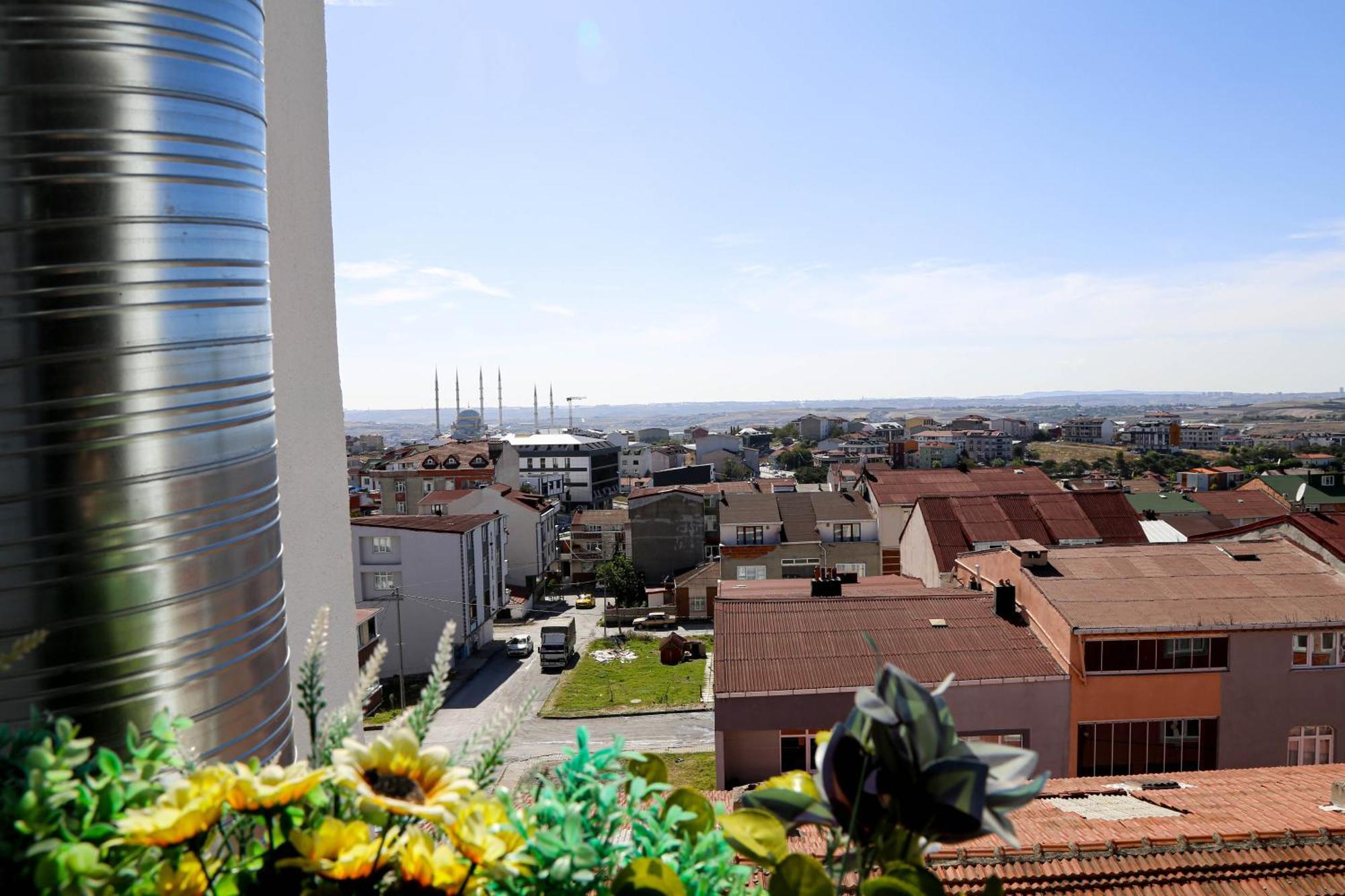 Axu Airport Hotel Arnavutkoy Экстерьер фото View of the city